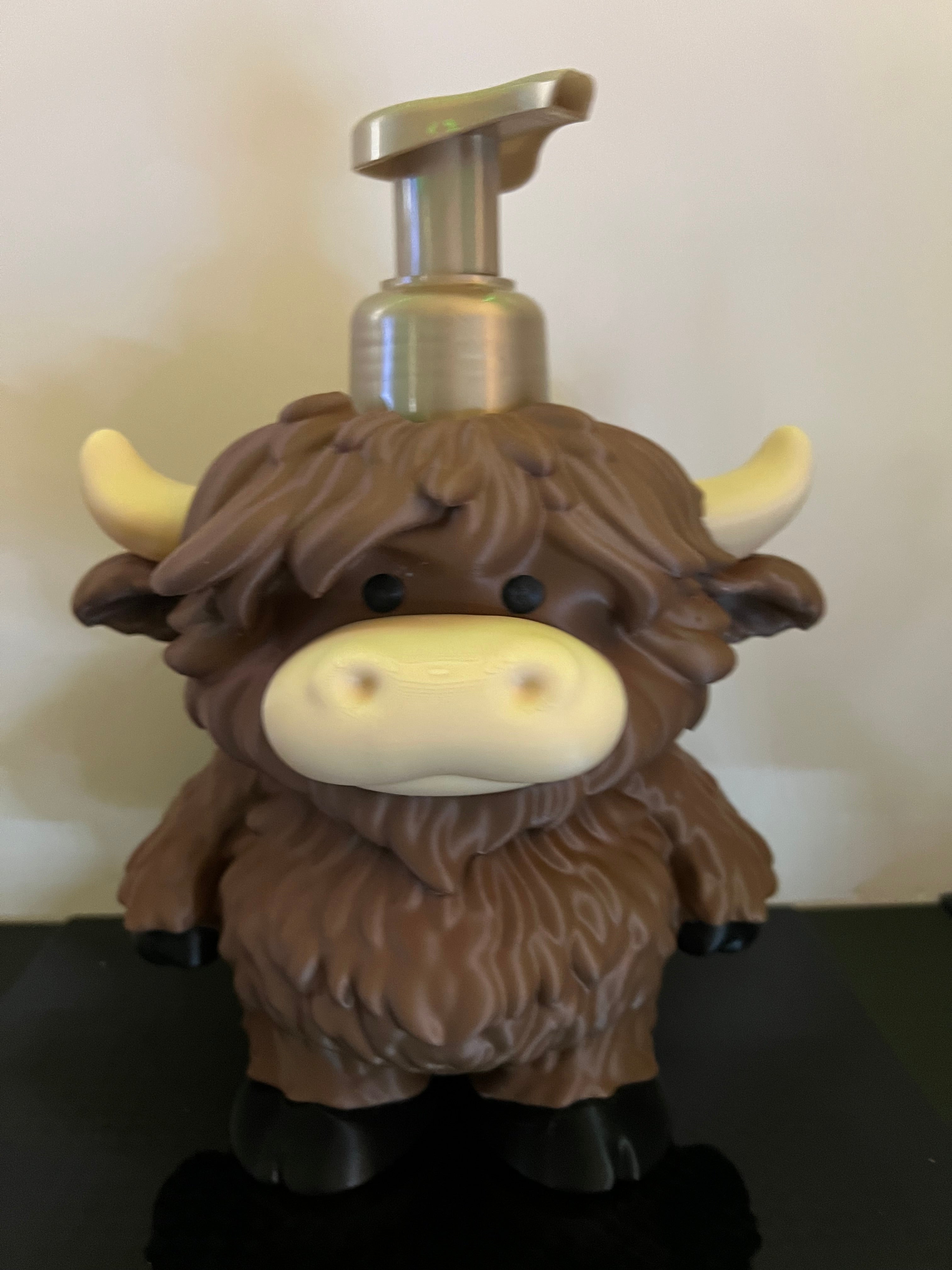 Highland Cow Bath and Body Works Soap Holder by 3d print