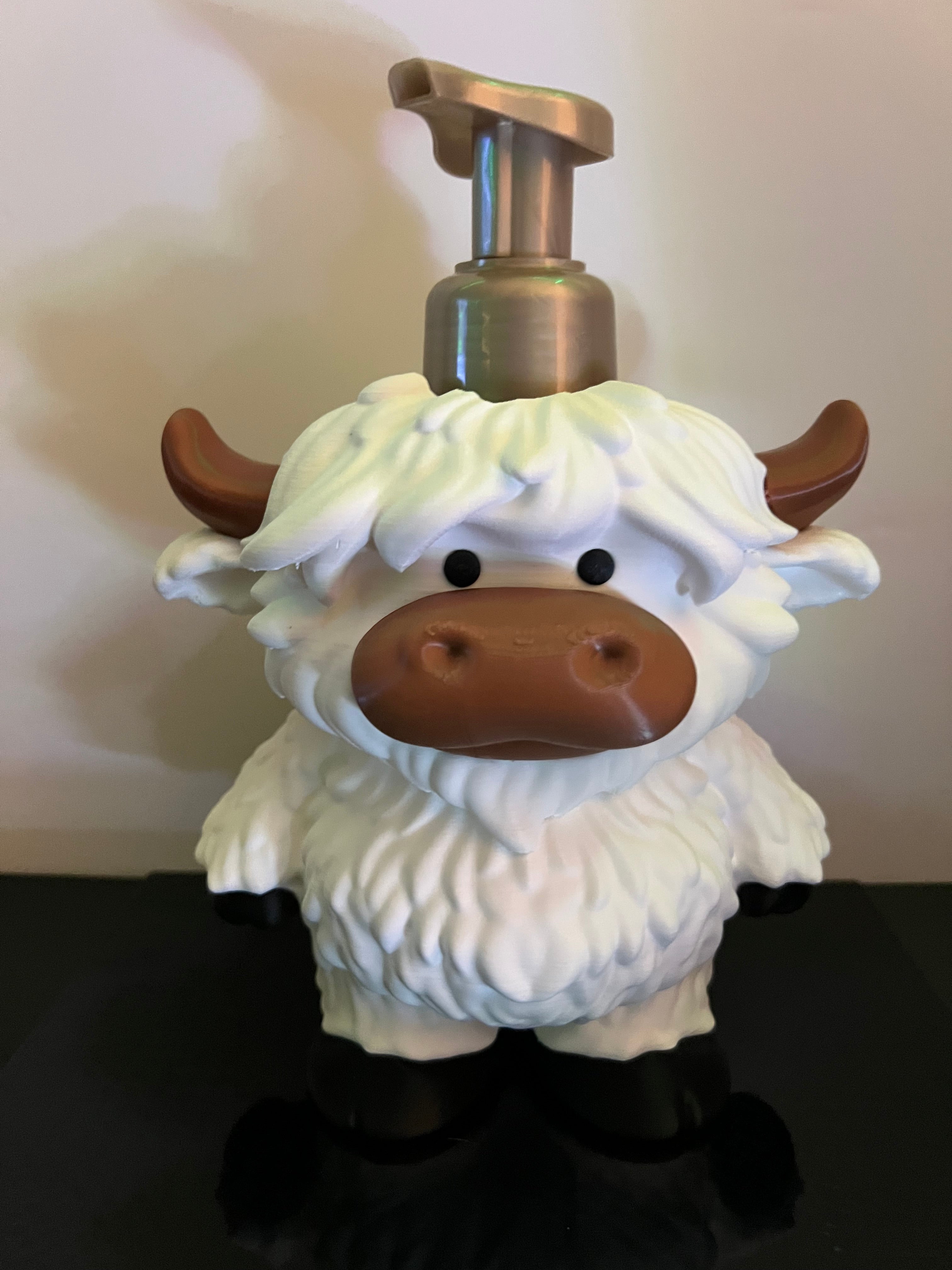 Highland Cow Bath and Body Works Soap Holder by 3d print