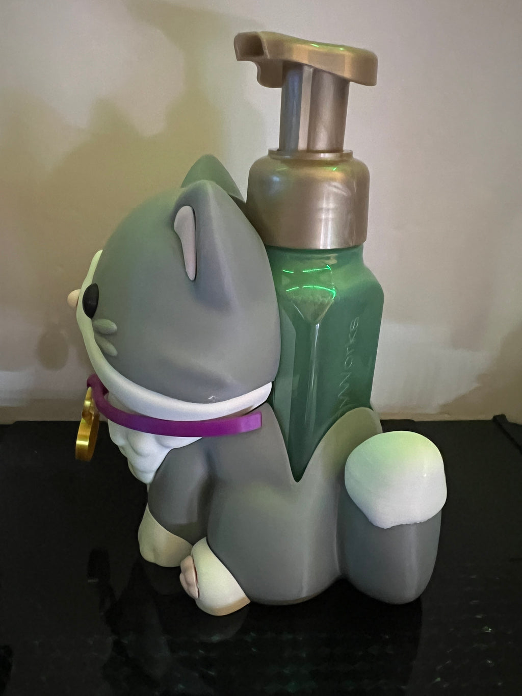 Kitty bath and body works soap holder