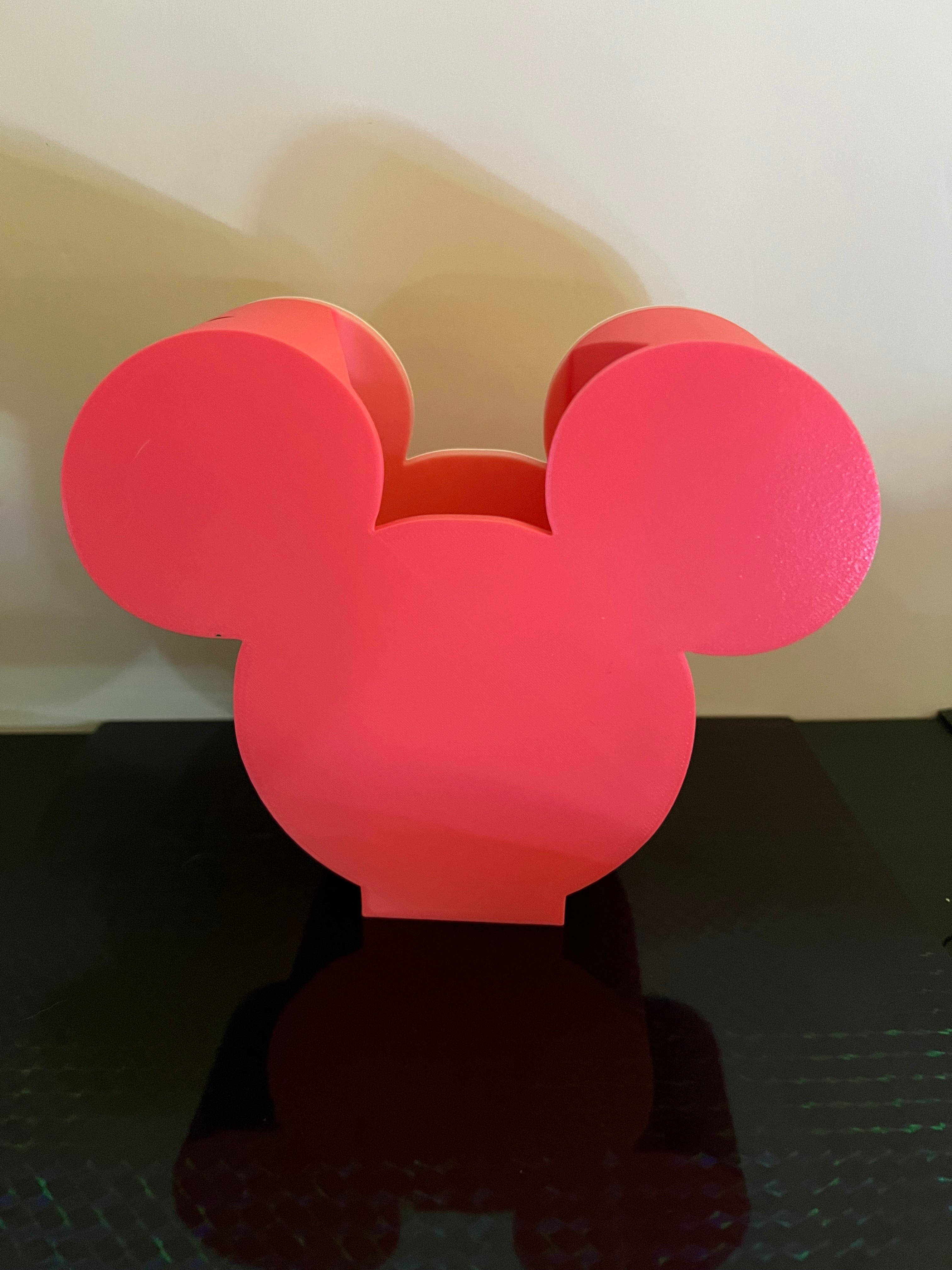 Valentine day (Pink) Mickey Mouse bath and body works soap holder