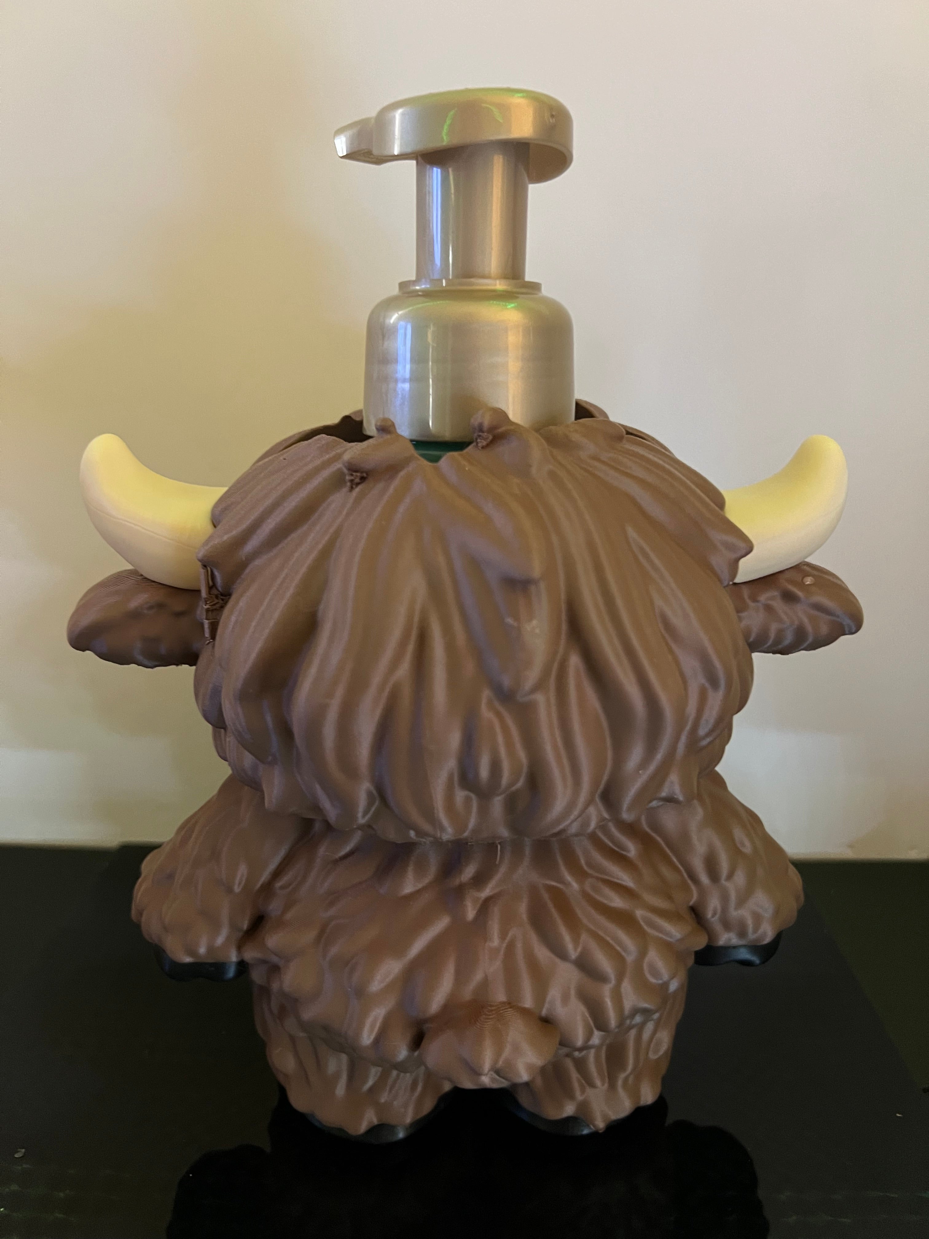 Highland Cow Bath and Body Works Soap Holder by 3d print