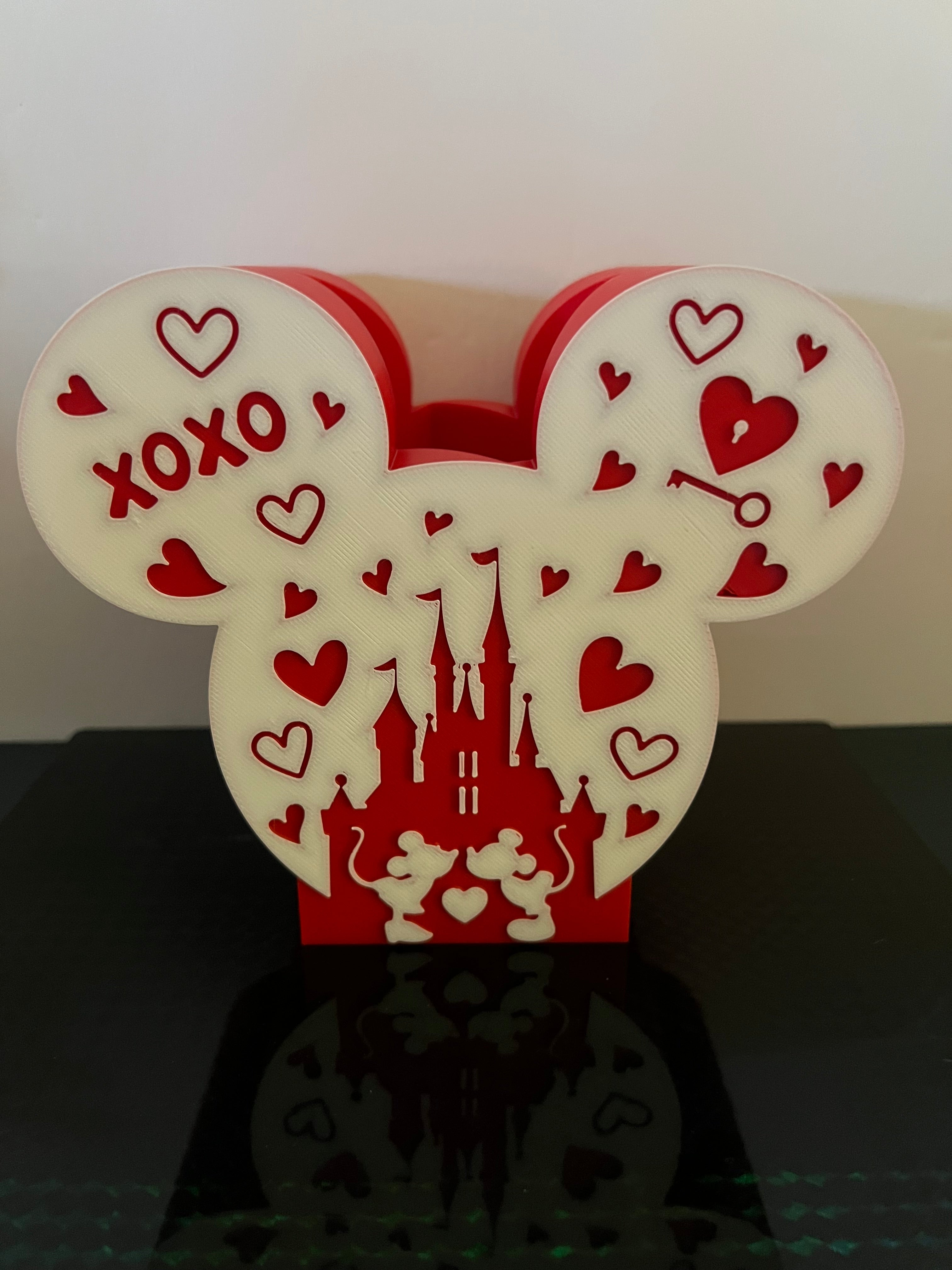 Valentine day (Red) Mickey Mouse bath and body works soap holder