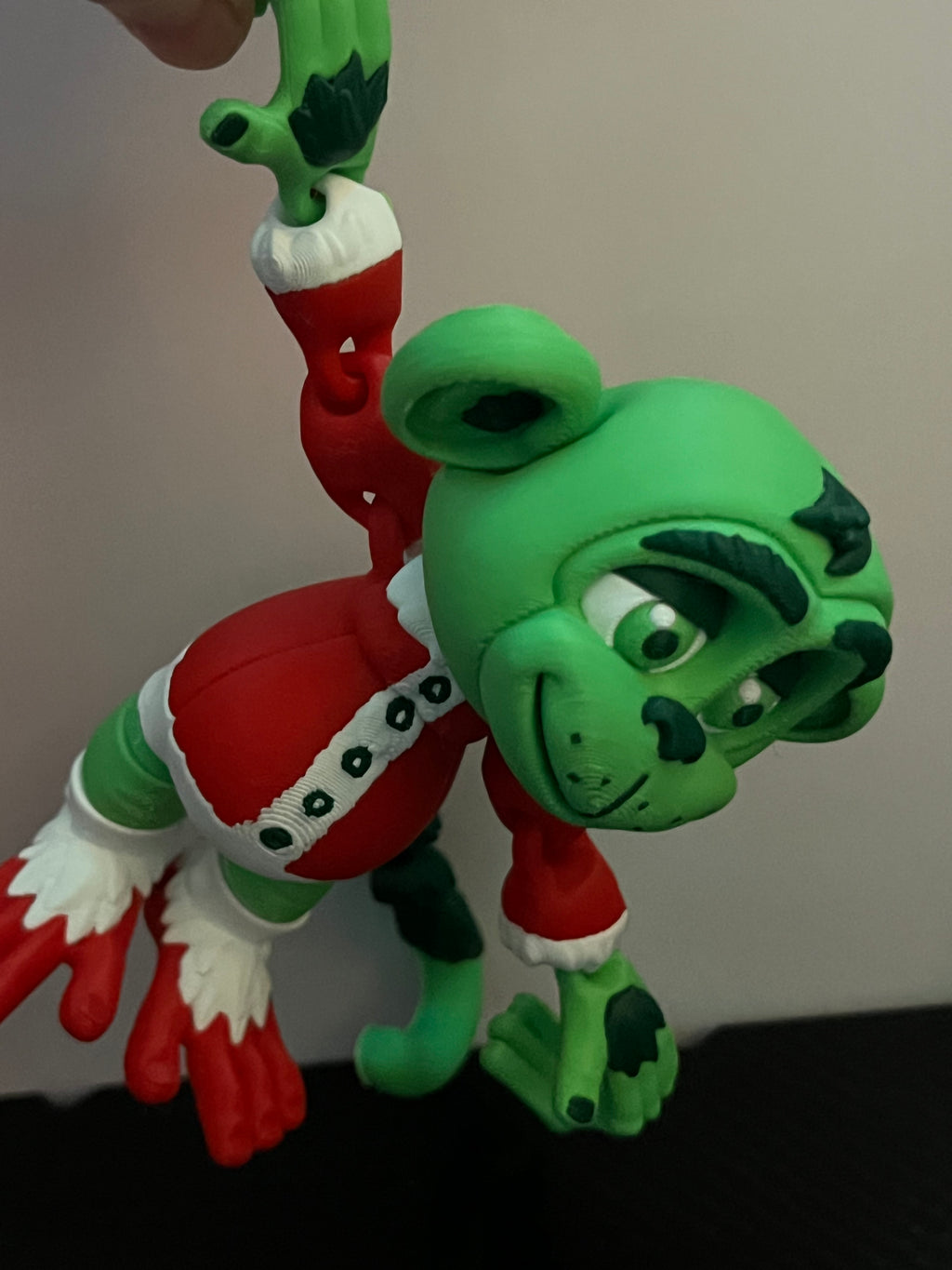 Limited Edition - Christmas Flexi Grinch Monkey Hanging by 3D print