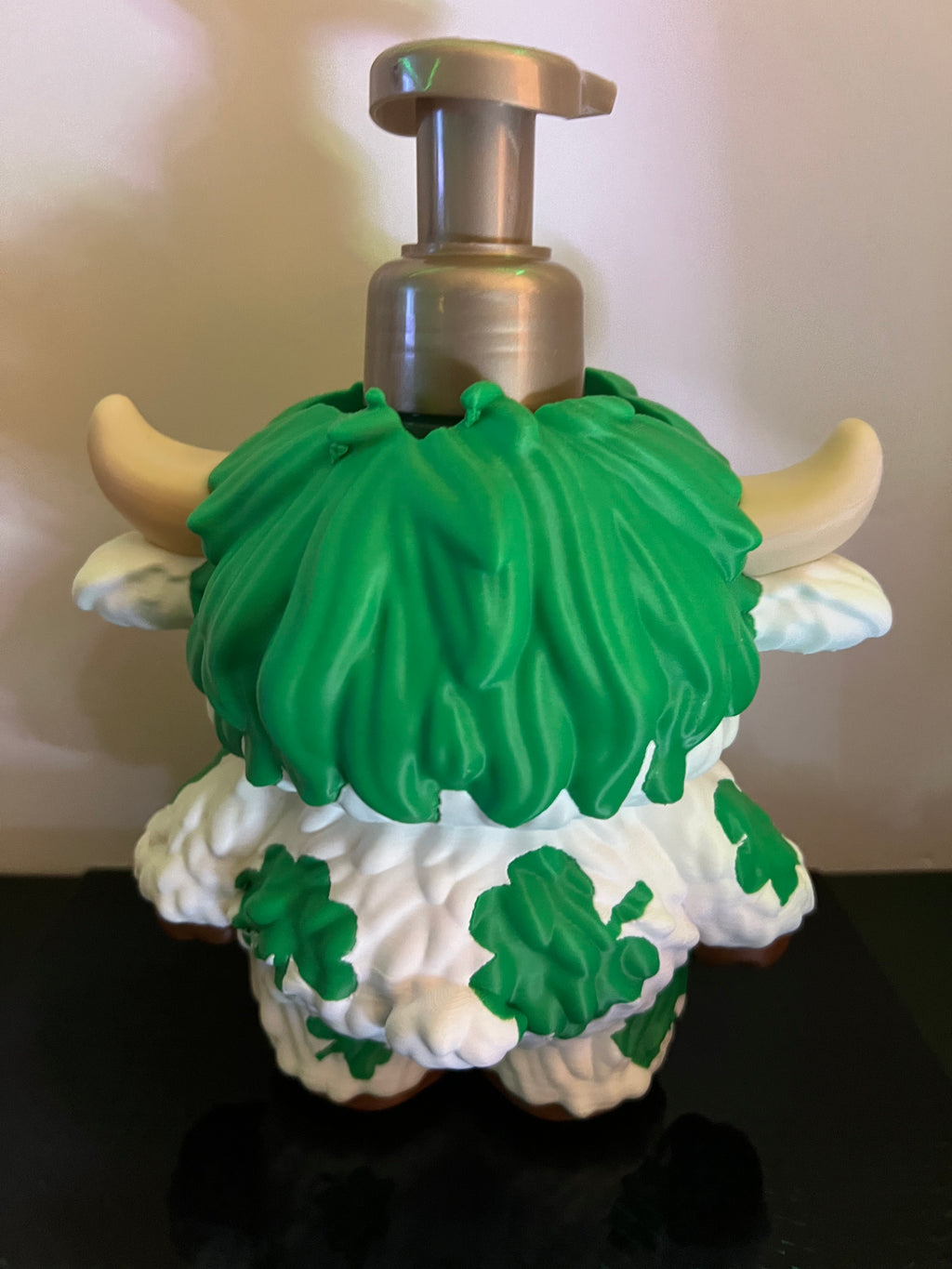St Patrick’s Highland Cow Bath and Body Works Soap Holder by 3d print